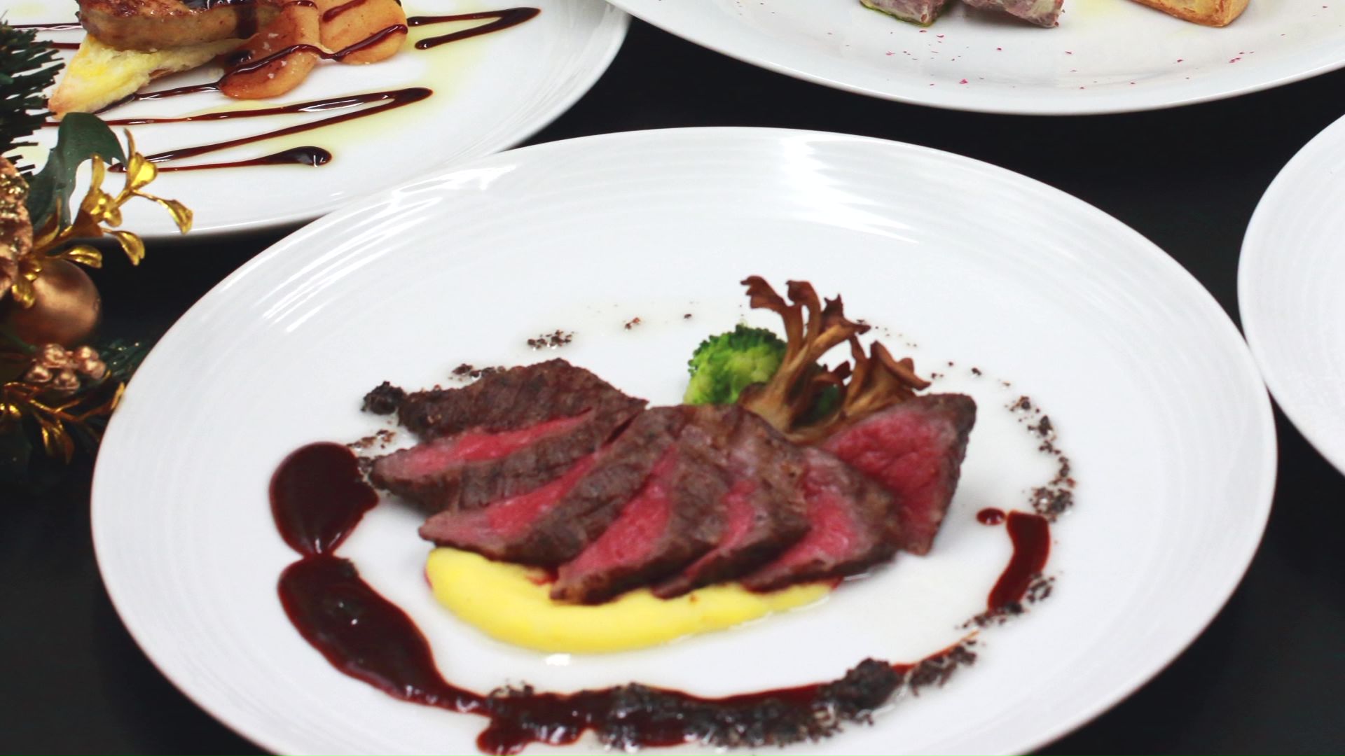 特別なディナーも堪能(提供:karch)