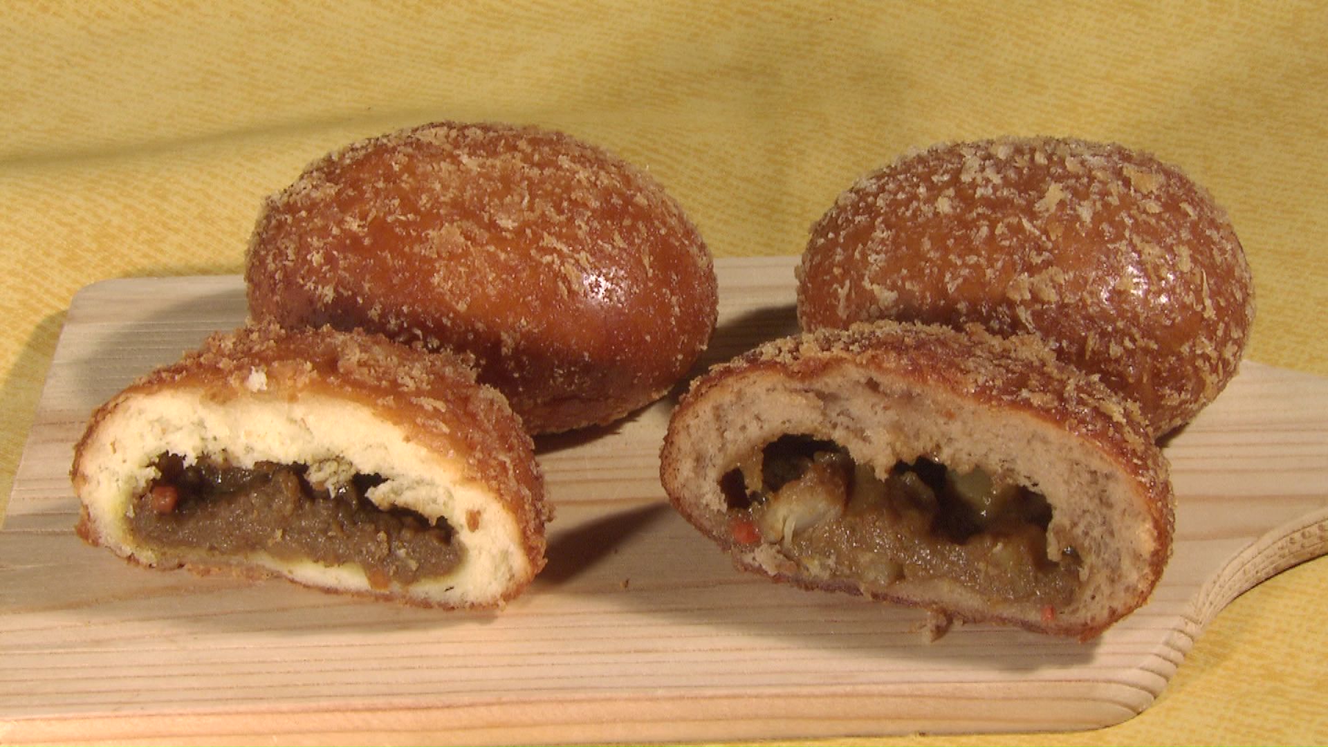 雪まつりで販売されるカレーパン