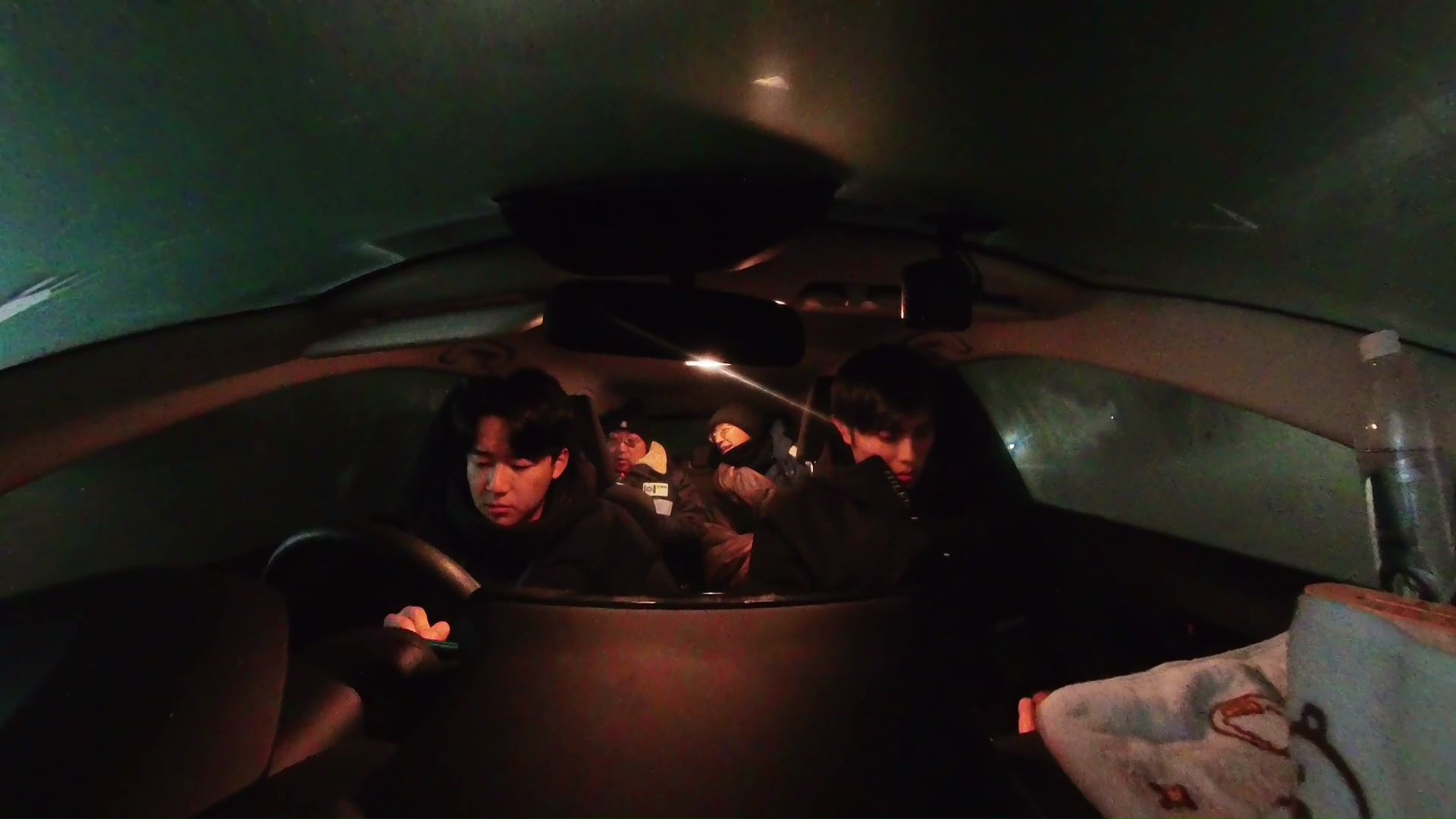 エンジンを切った車内の体験も