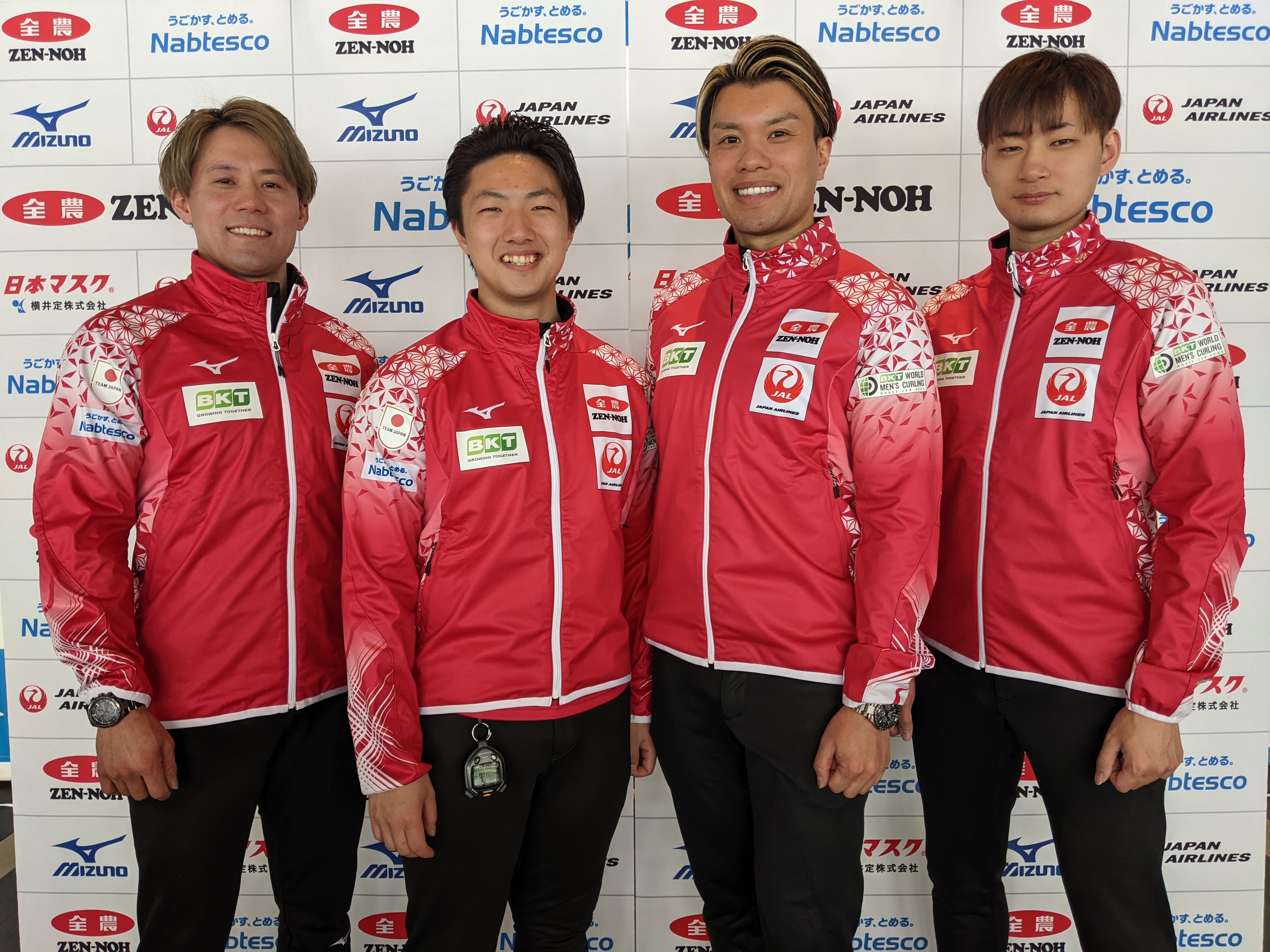 世界選手権に出場するカーリング男子日本代表（写真提供：JCA）