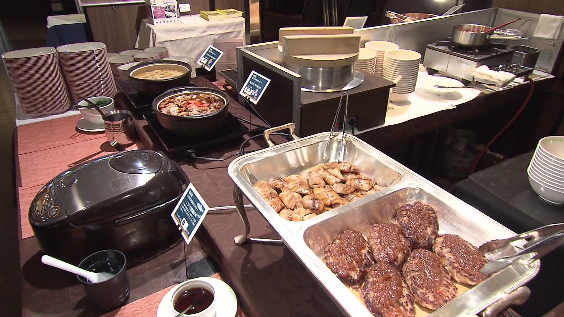 特産品を生かした給食 シェフの味で再現