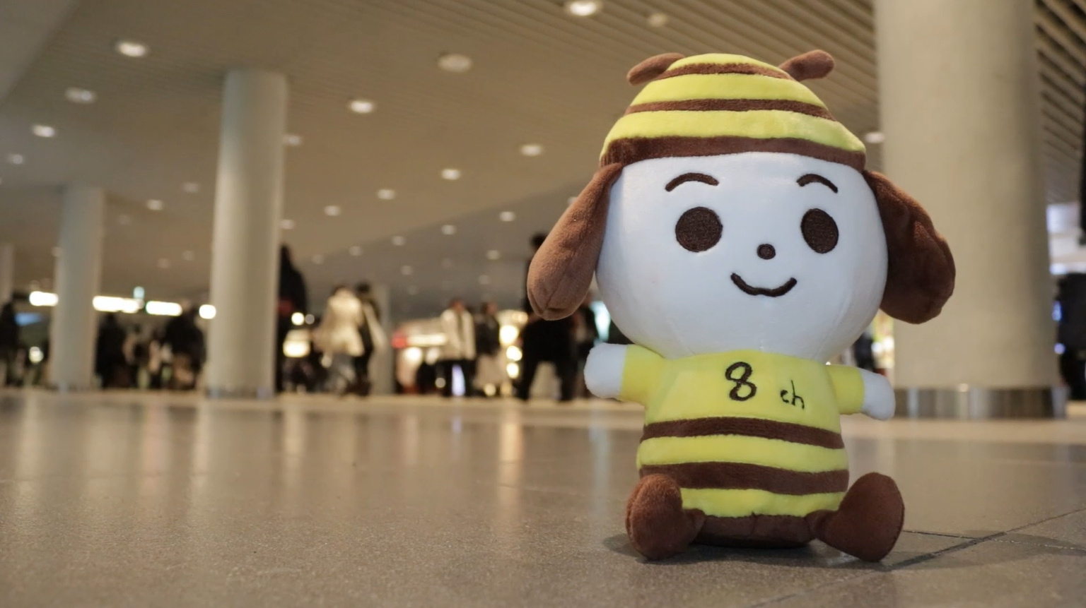 札幌駅前通地下歩行空間（チカホ）でインタビュー