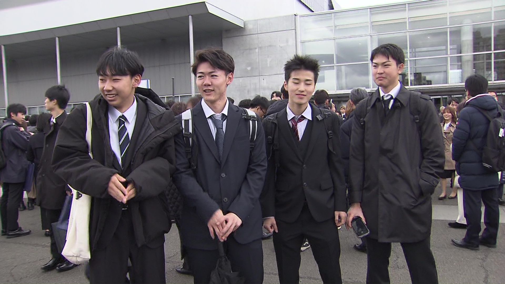 入学式に参列した新入生たち