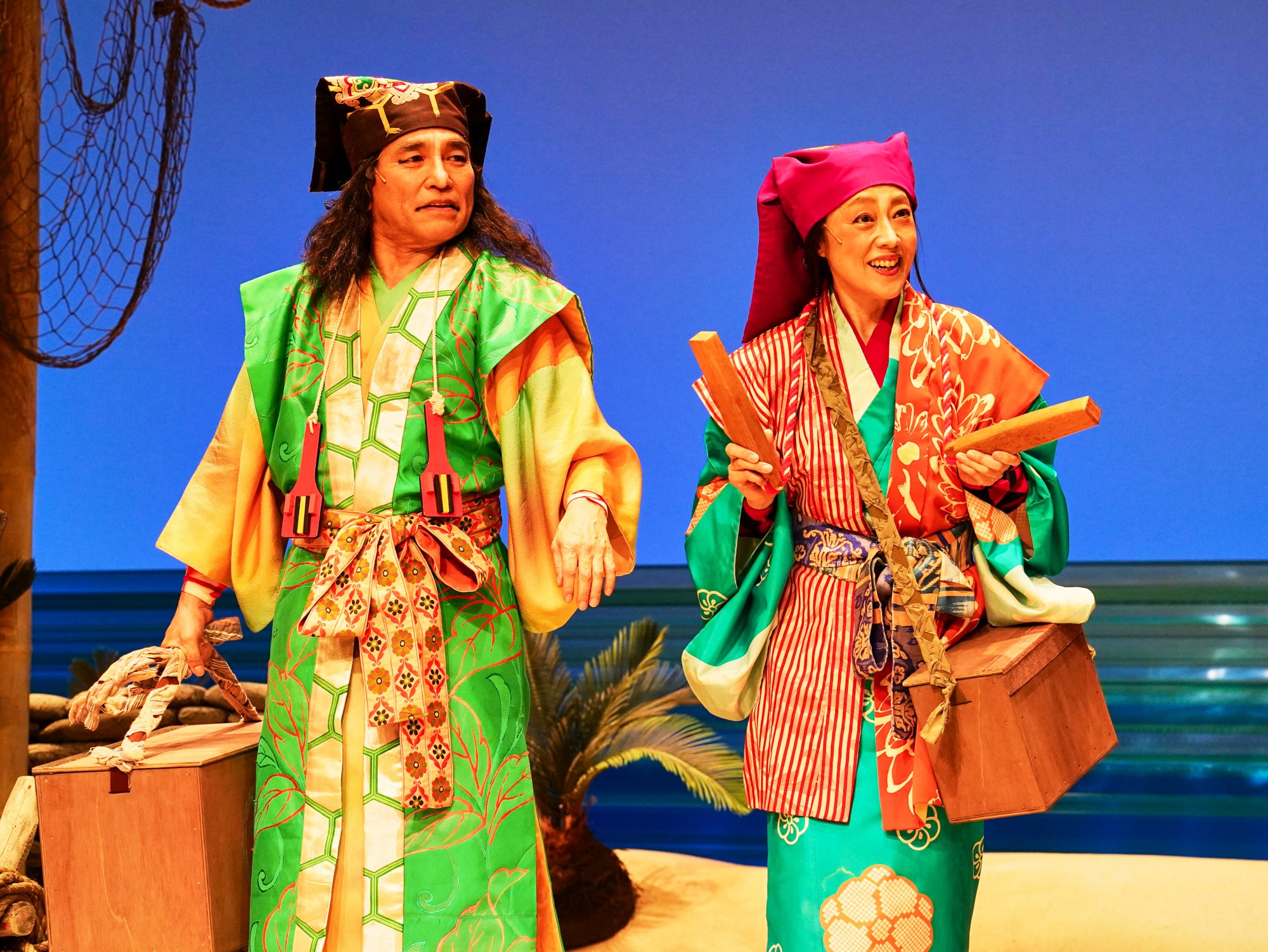 『蒙古が襲来』の１シーン 西田薫さん（右）と阿南健治さん（左）撮影 細野晋司