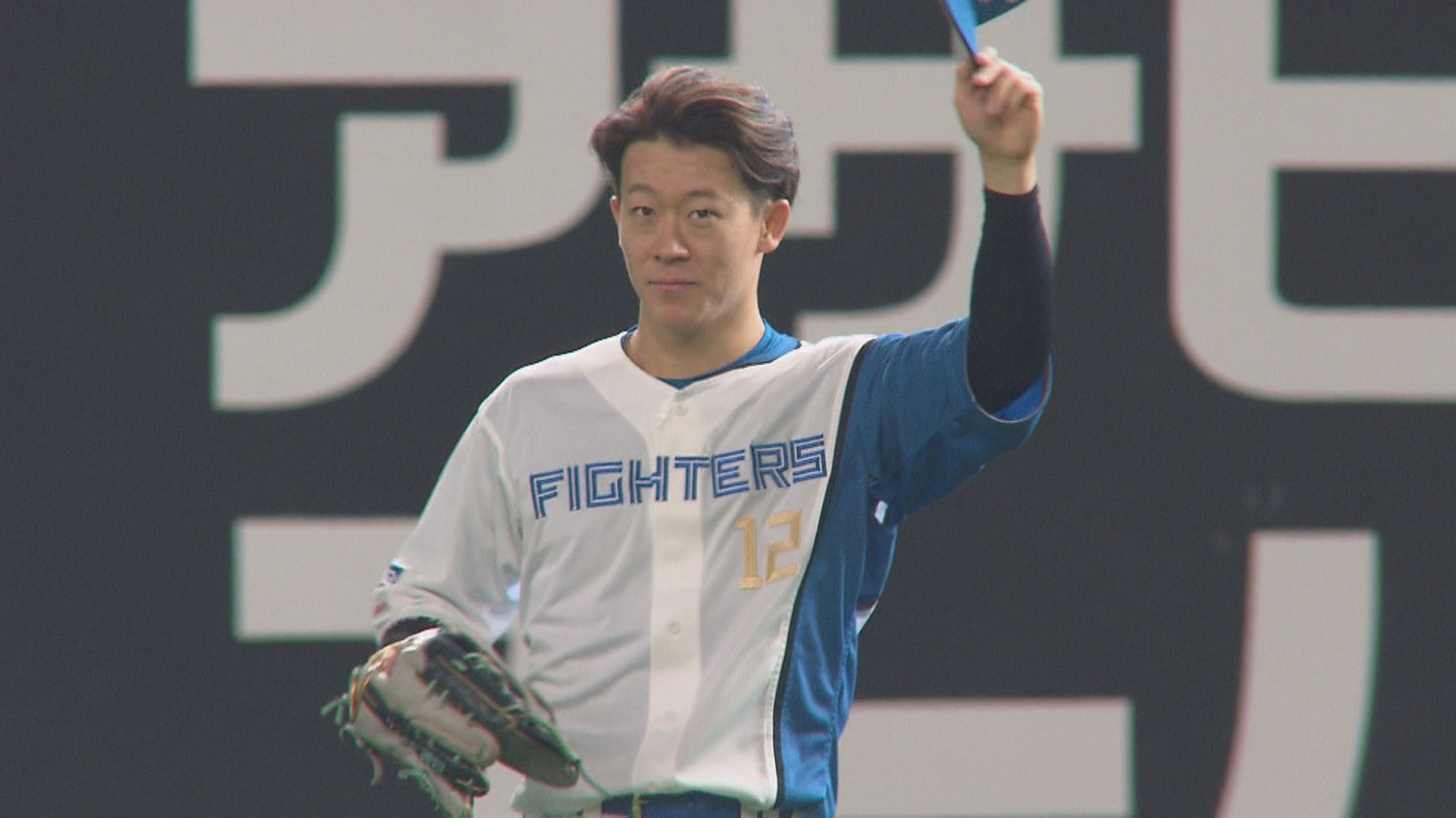 センターの守備につく矢澤宏太選手