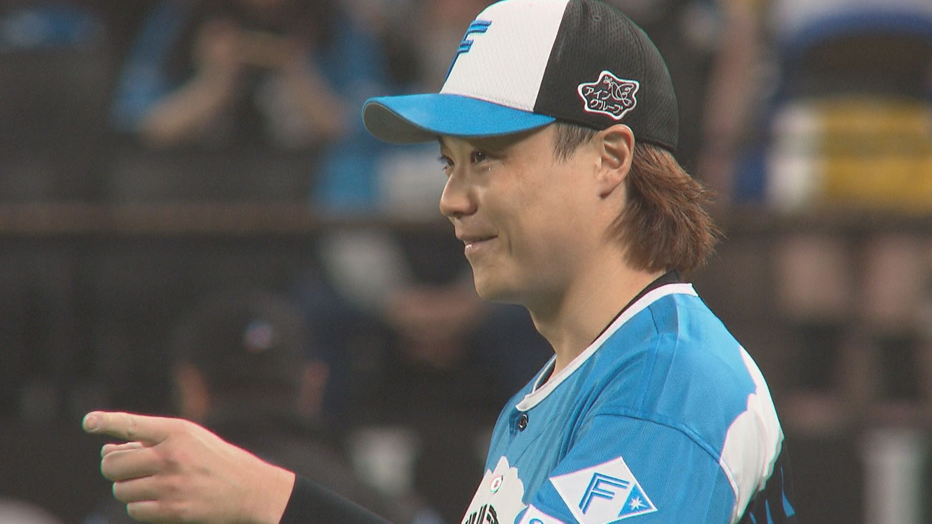 先発マウンドに立つ山崎福也投手