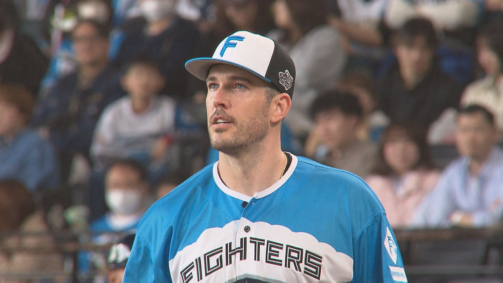 先発マウンドに立つバーへイゲン投手