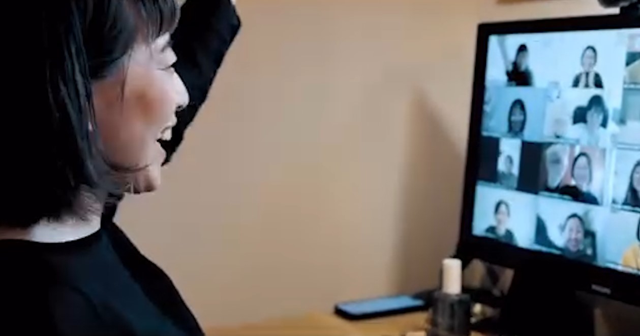 現在スタッフは全国各地に20人