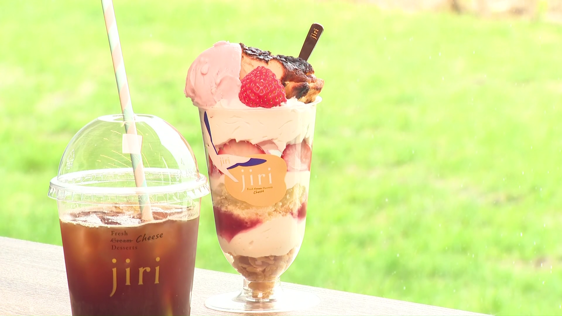 洋菓子店「jiri」の特製スイーツ