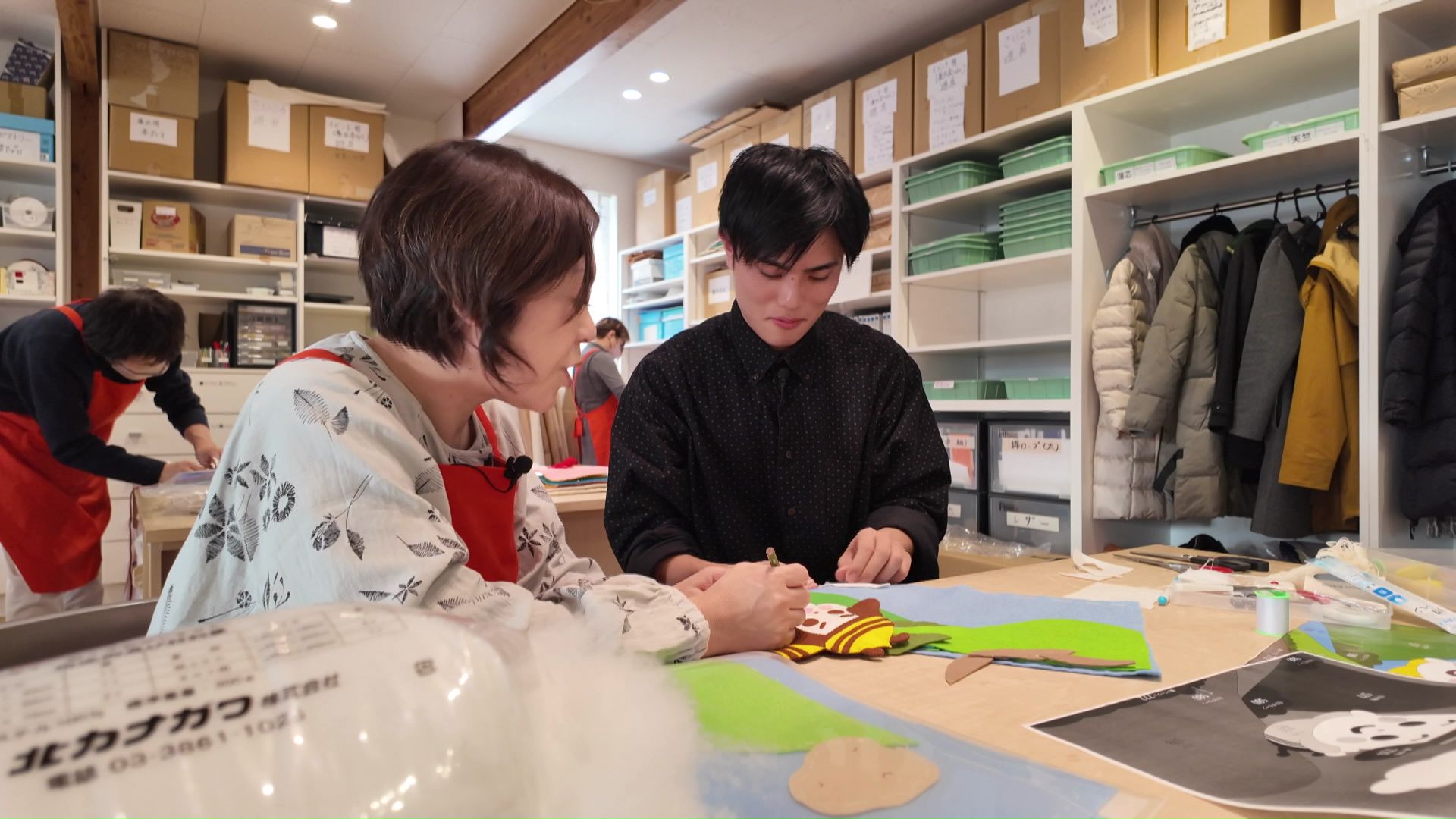 狐野アナウンサーが布絵本作りに挑戦!