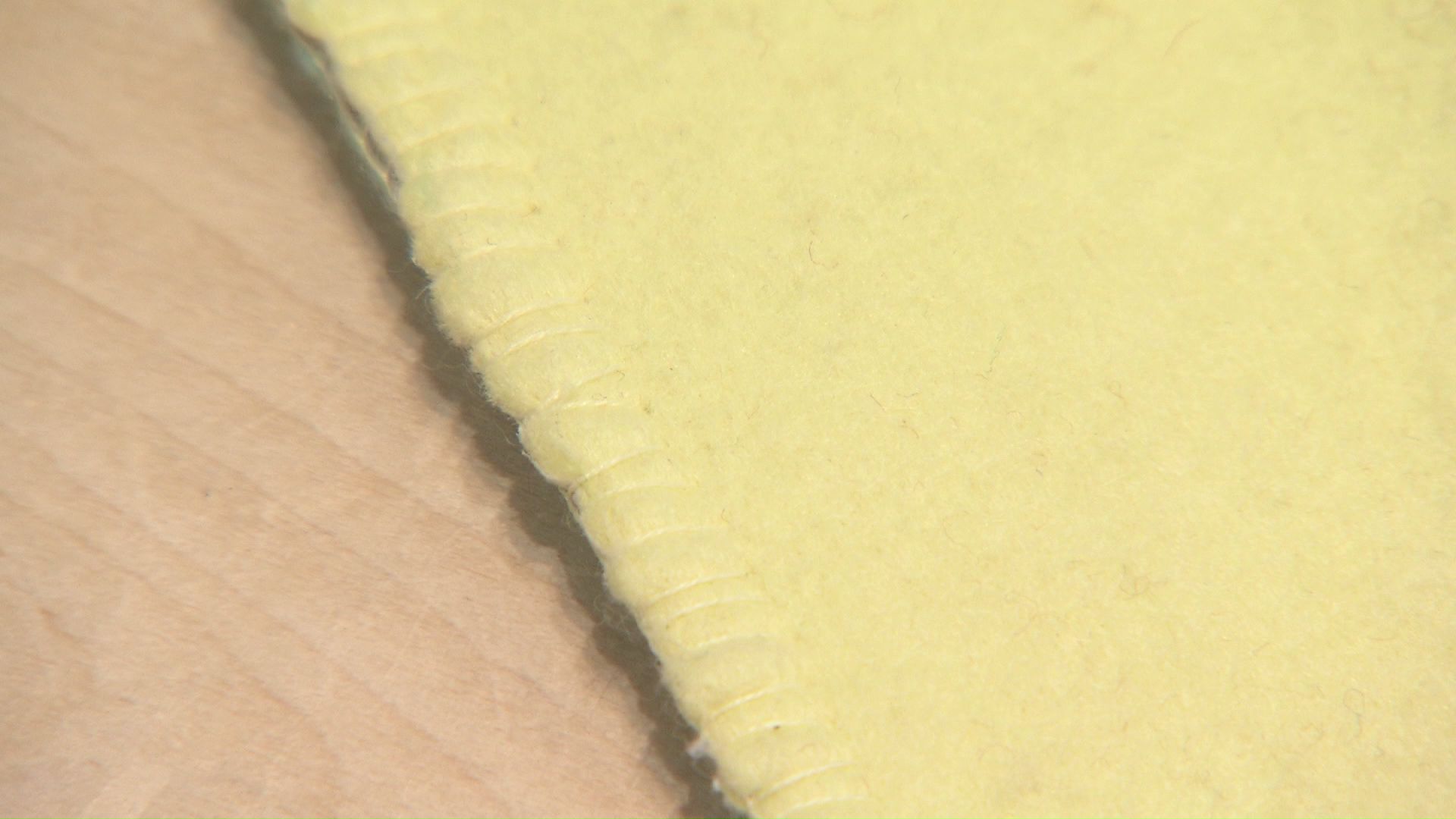 縫い目はガタガタに…