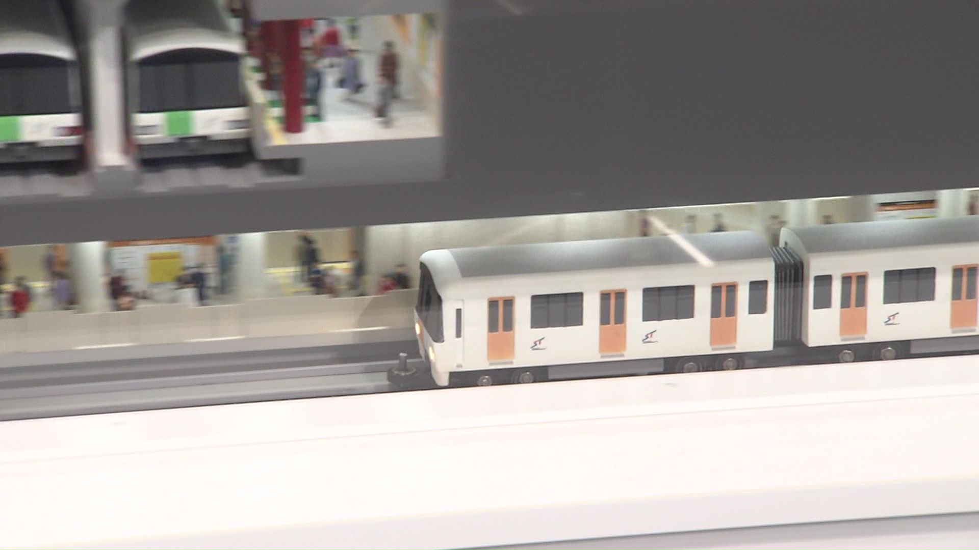 ジオラマで地下鉄運転体験も