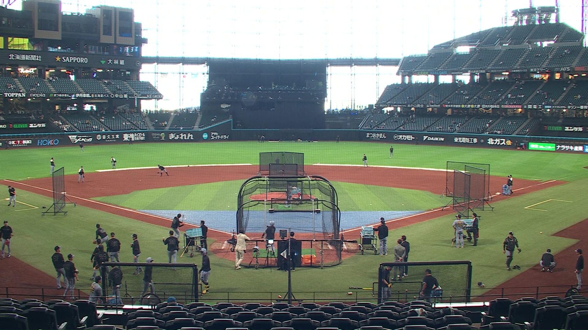 エスコンフィールドの様子