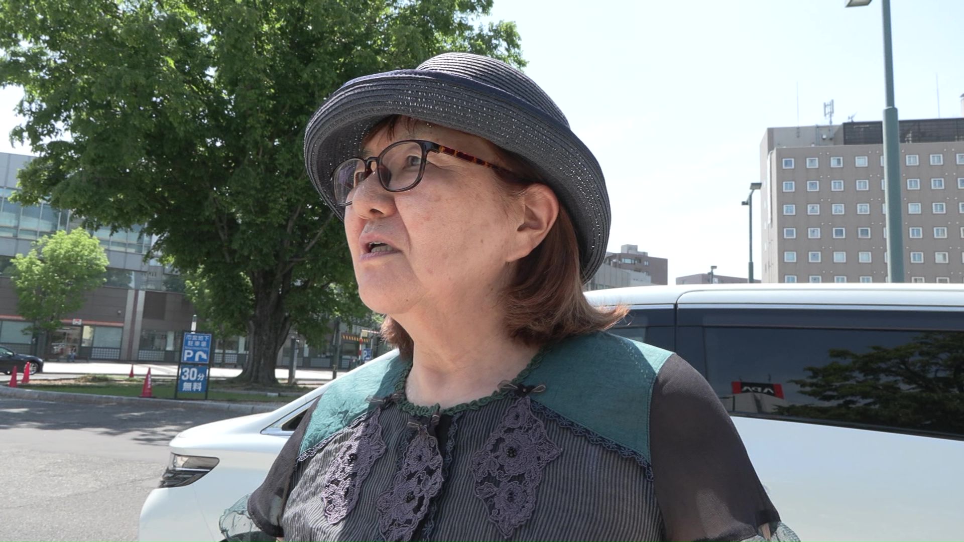 急な暑さに戸惑う帯広市民