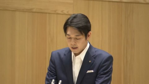 宿泊税改正案を提出