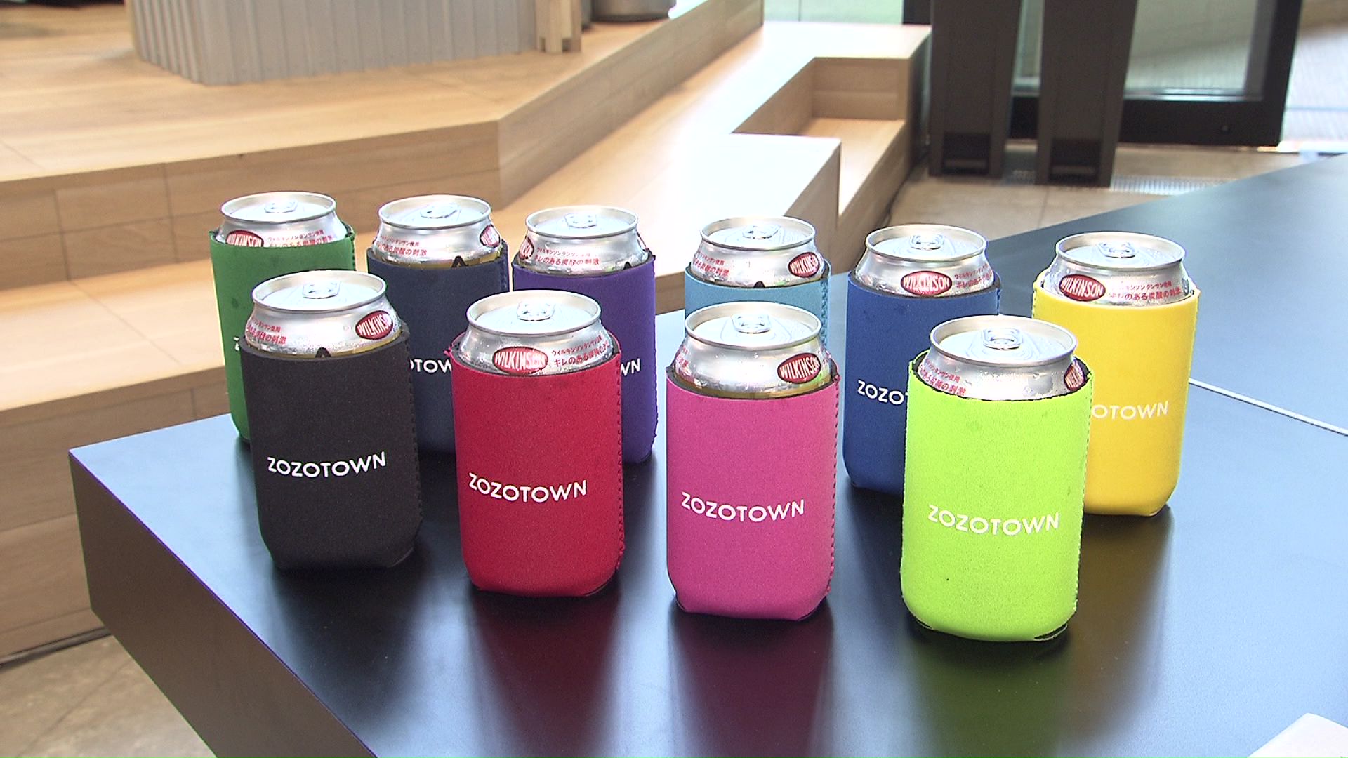 ドリンクカバーのカラーバリエーションも豊富