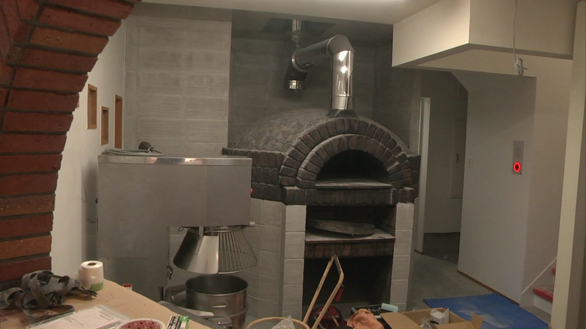 もう一つの「復活の象徴」である窯が