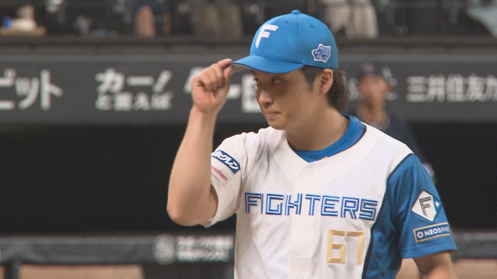 7回に登板した山本拓実投手