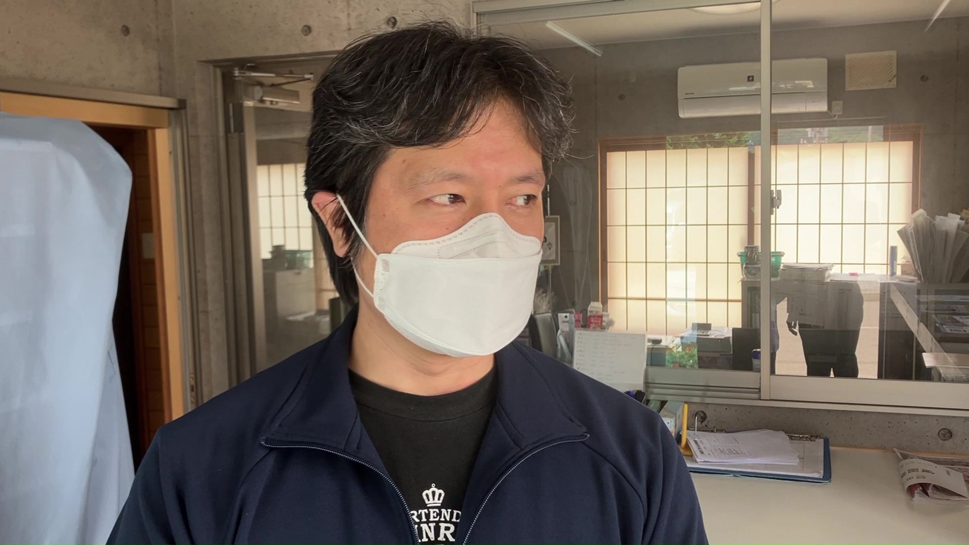 勤務先の新聞販売所の代表は…