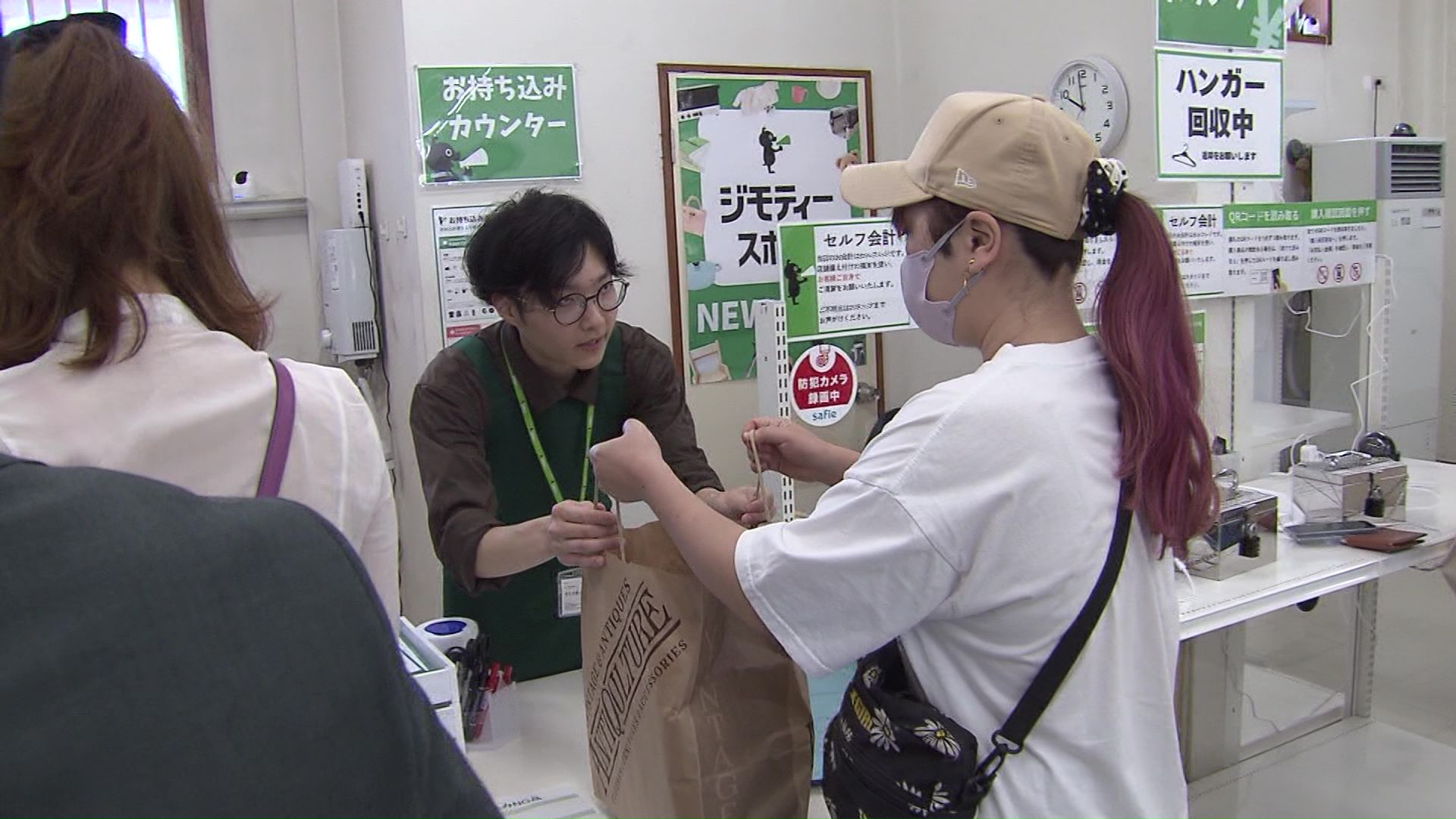 オープン初日に不用品を持ち込む人