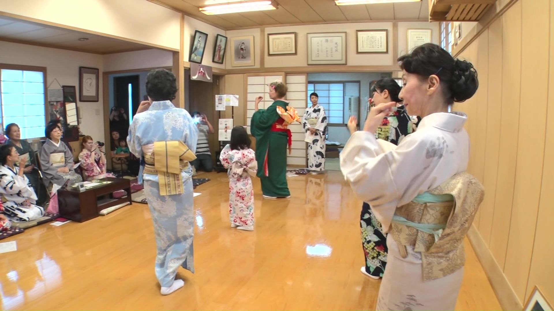 一時は“300人の弟子”も