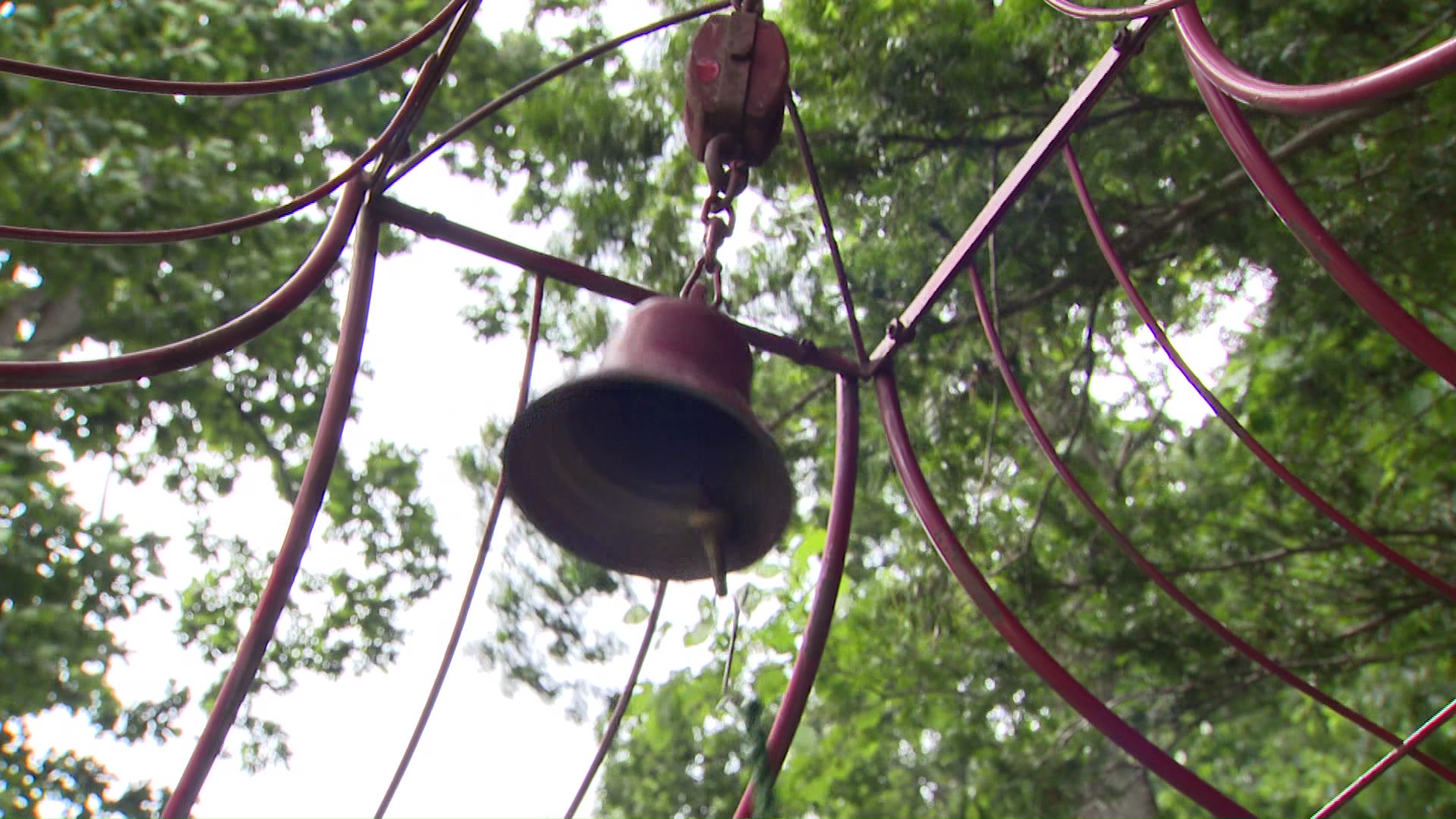 願いが叶う？「えぞしかの鐘」