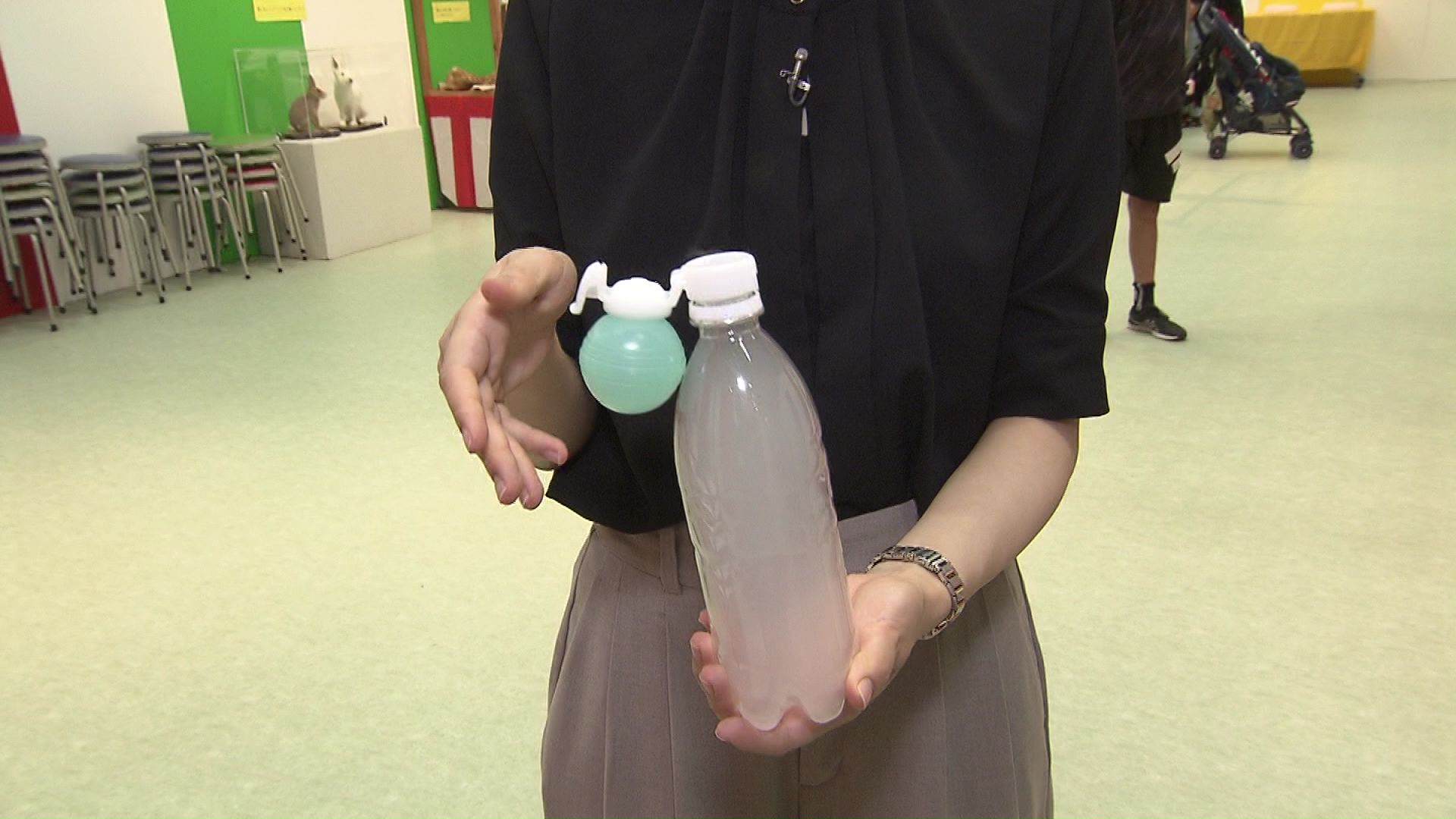 ペットボトルの中に“雲”が発生