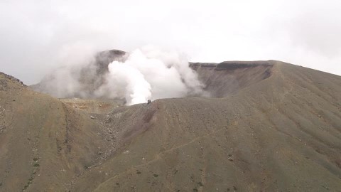 雌阿寒岳（資料）
