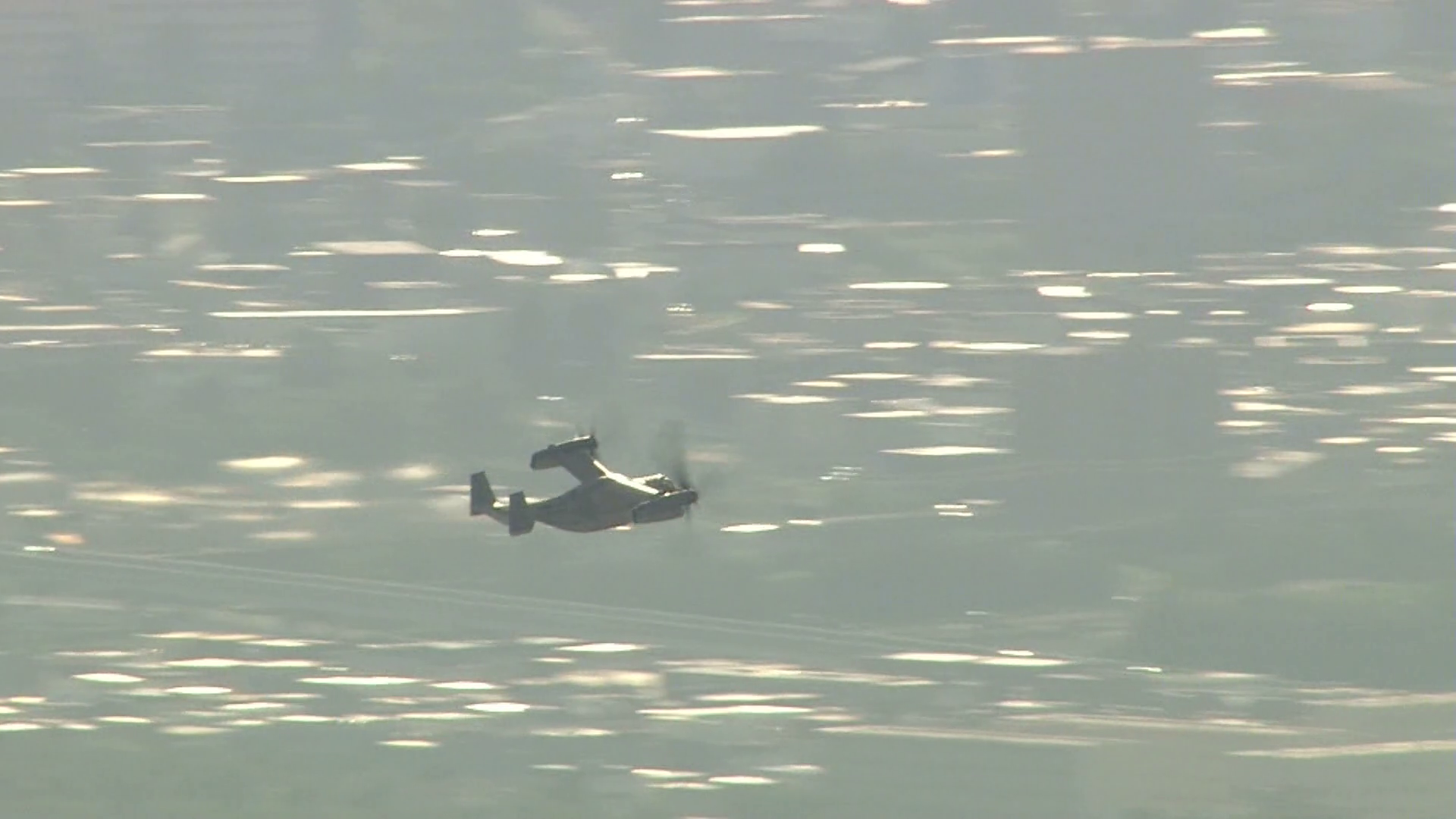 道内を飛行するオスプレイ(資料)