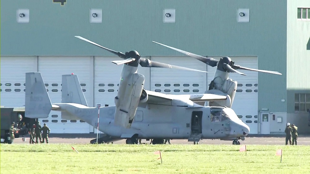丘珠駐屯地に着陸したオスプレイ