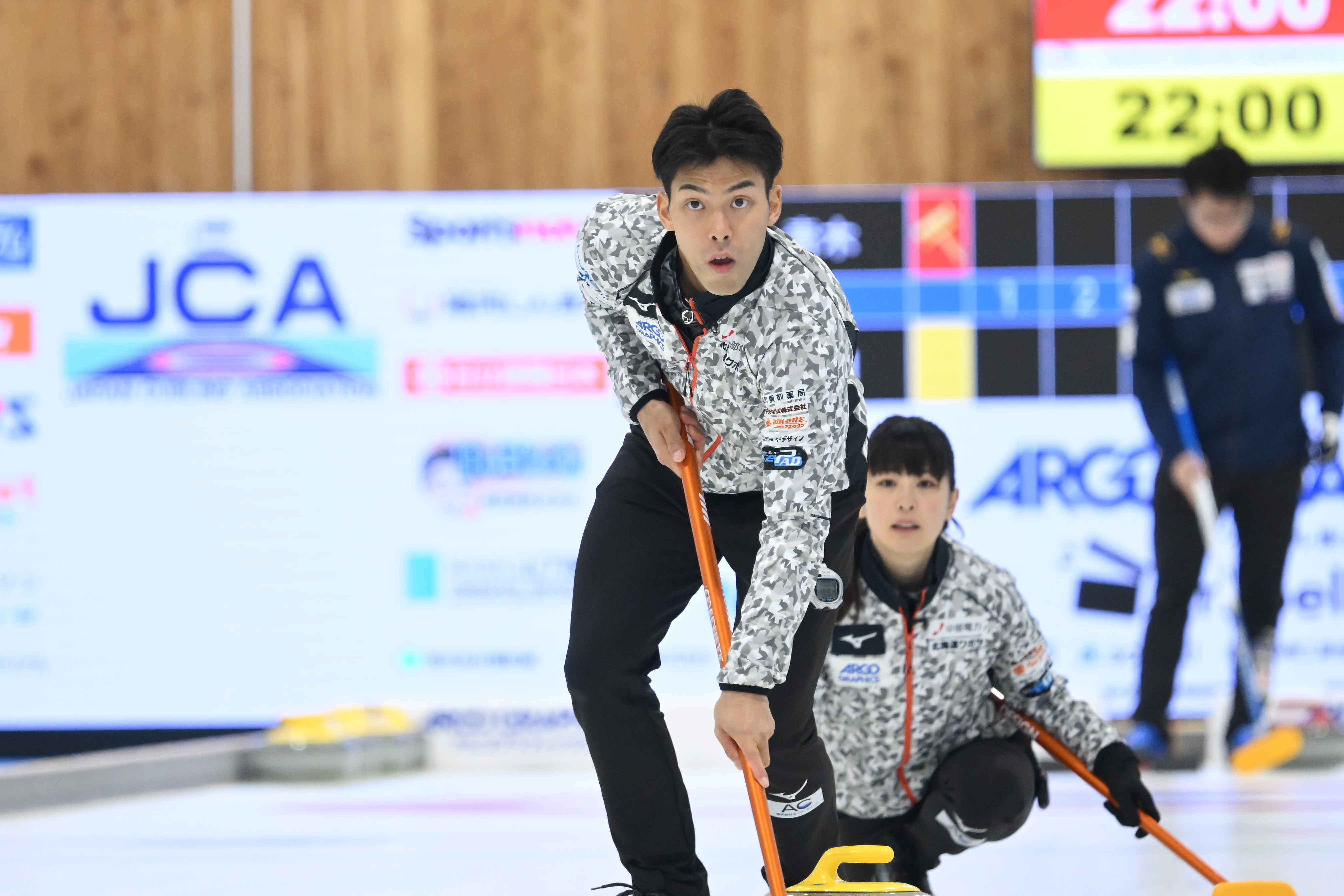 谷田康真選手と松村千秋選手(C)JCA /H.IDE