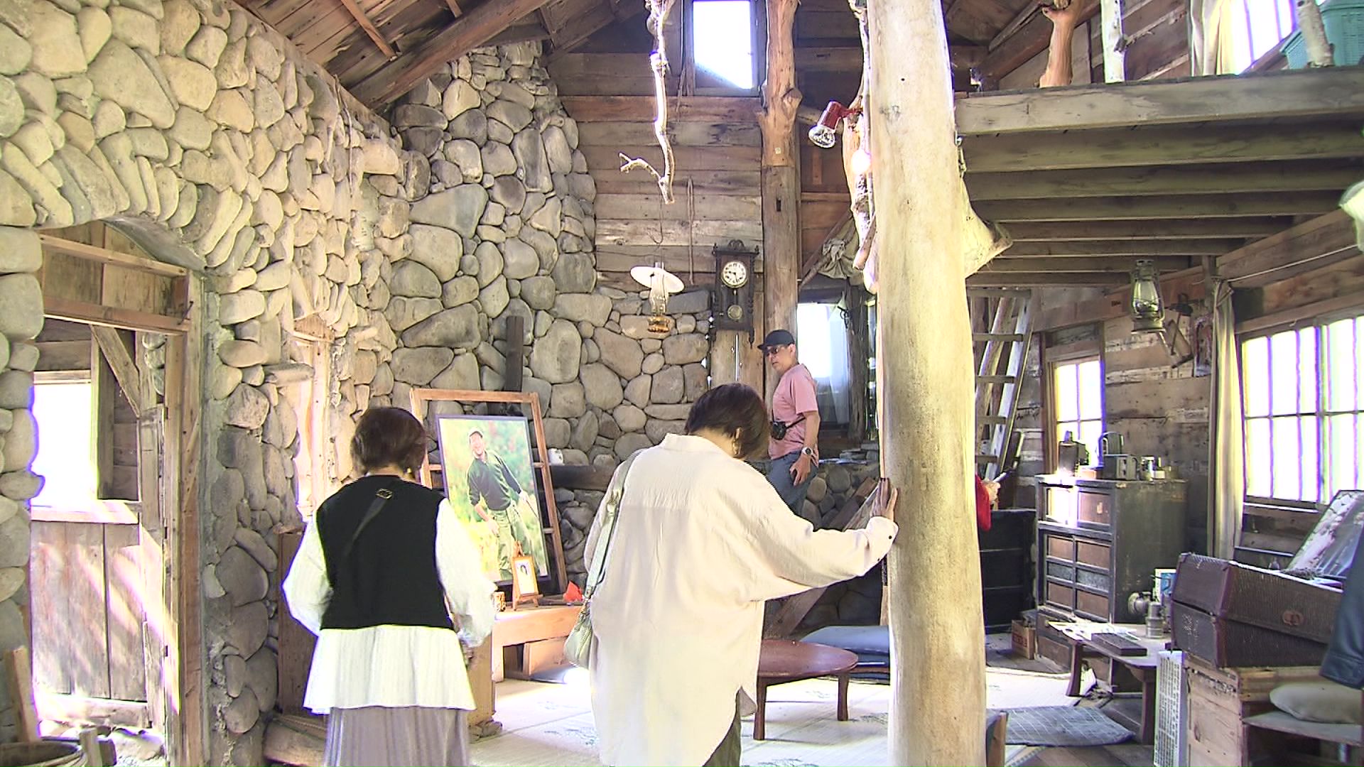 「五郎の石の家」ファンが聖地巡礼