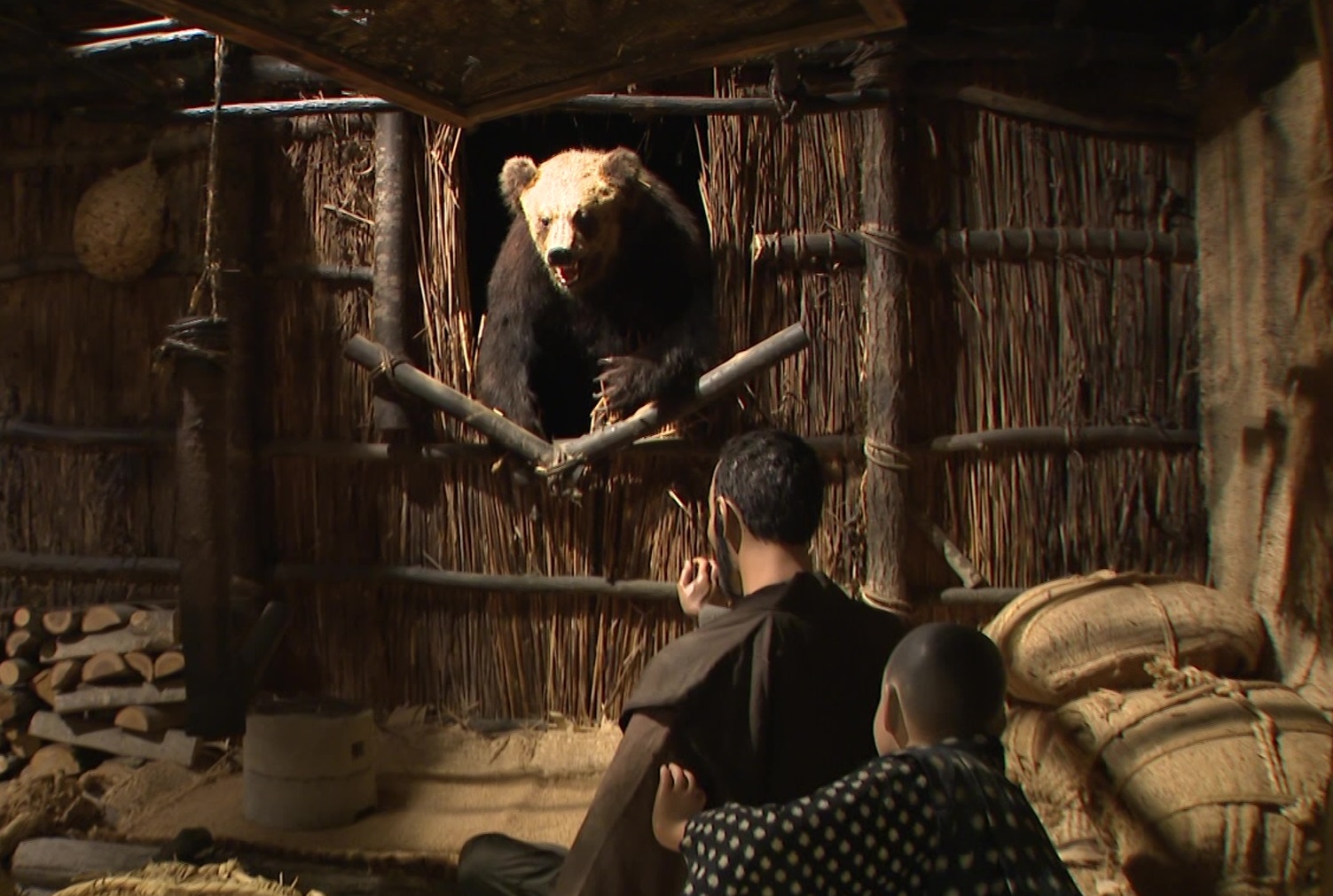 巨大なクマが開拓民を襲い7人の犠牲を出した（三毛別羆事件復元地）