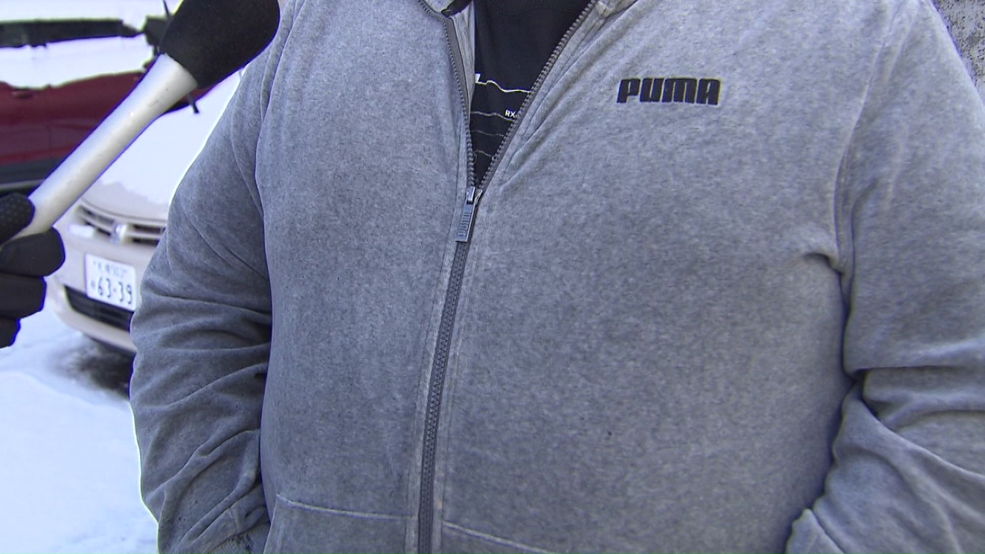 「普段静かなところでこんな話はなかった」と話す付近住民