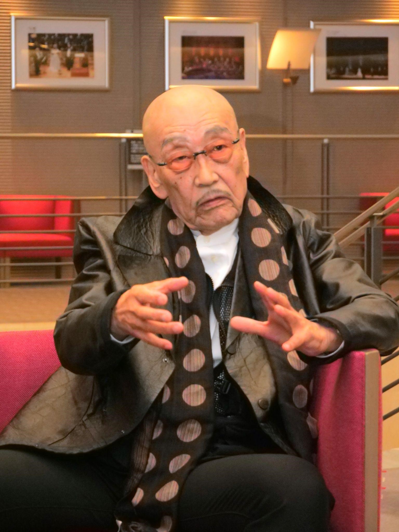 自身の思いを説明する麿さん(C)あきた芸術劇場ミルハス