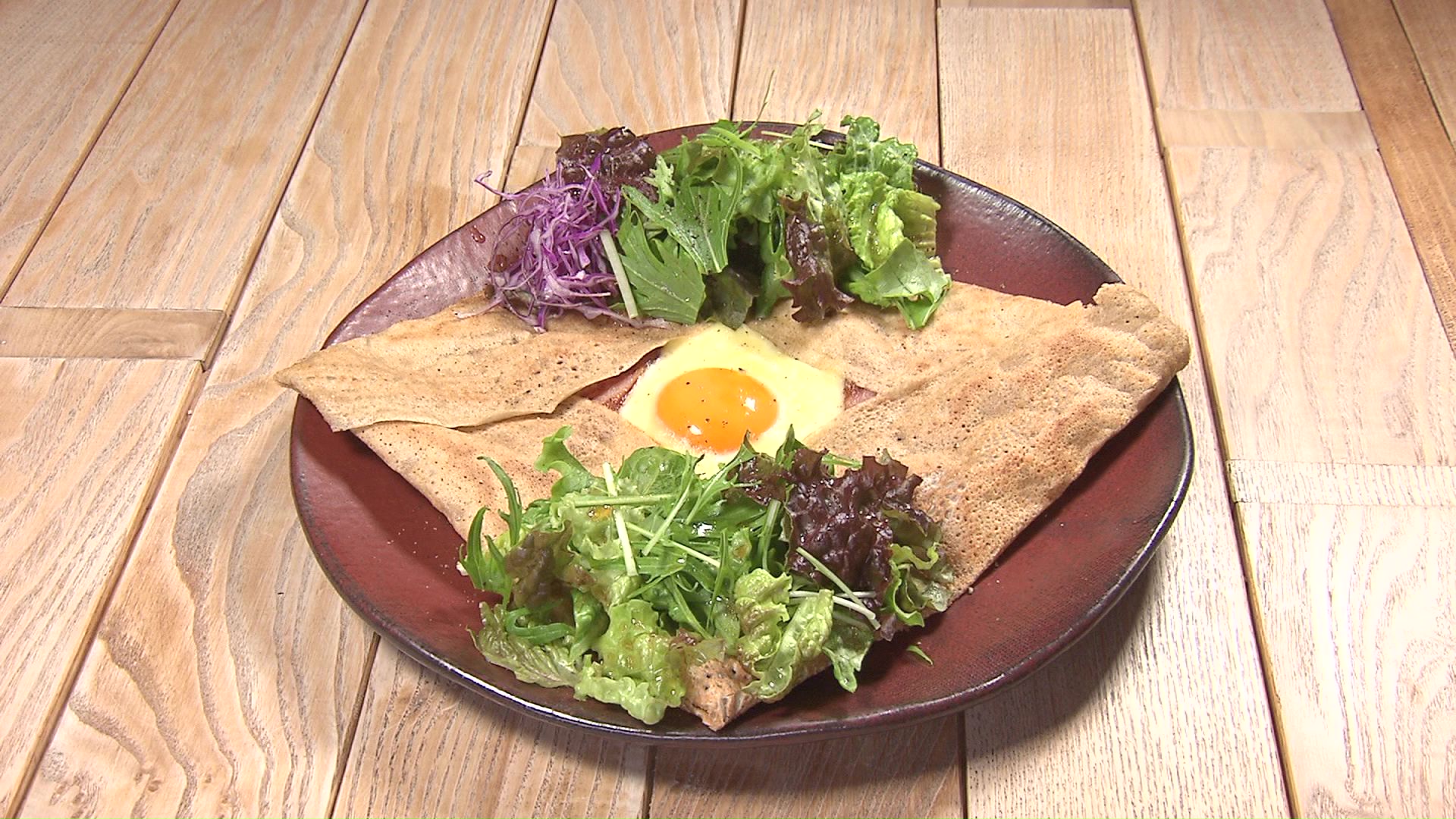 一番人気の「厚切りベーコンのコンプレット」