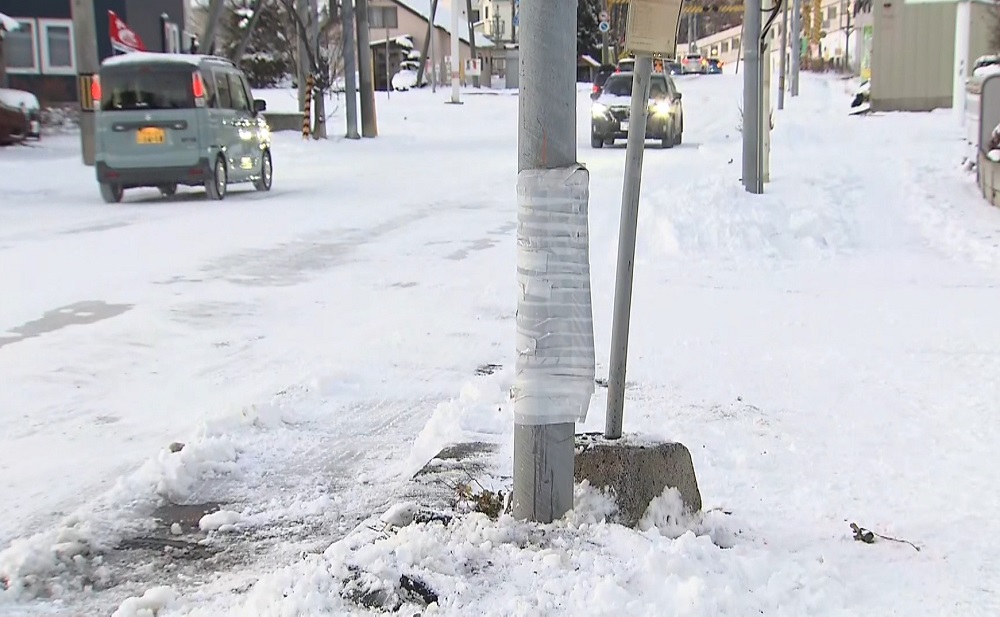 路線バスが衝突した現場(江別市 12月4日)