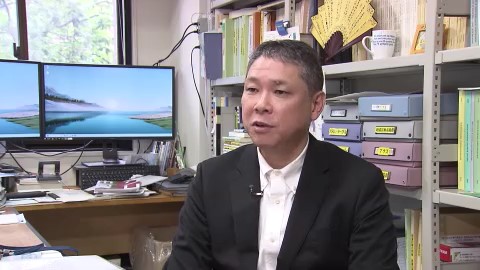 北海道大学地震火山研究観測センターの高橋浩晃教授