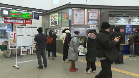 JRは特急16本を含む156本が運休