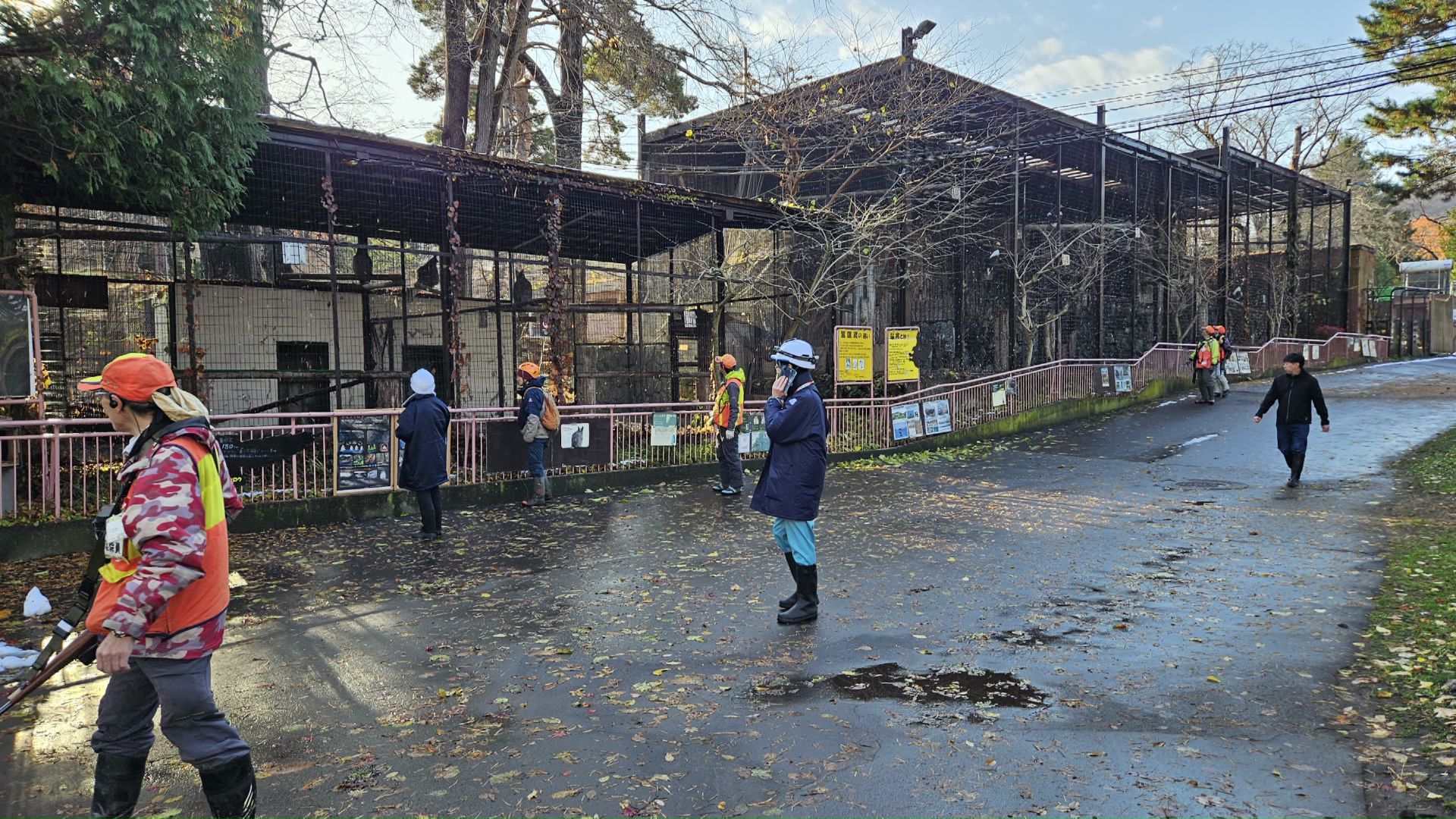 園内外で警戒が続いた(提供:札幌市)