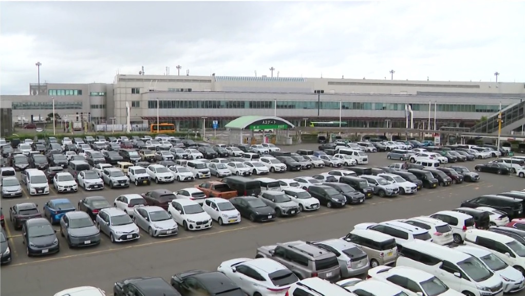 9月の新千歳空港駐車場