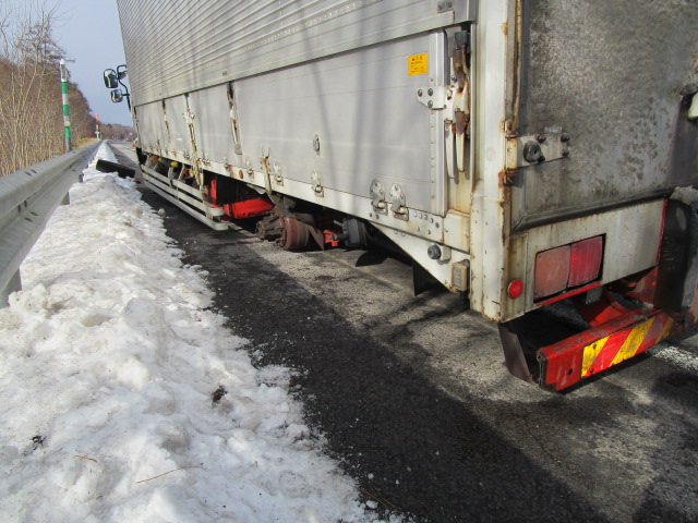 事故があったトラック(提供:道警)