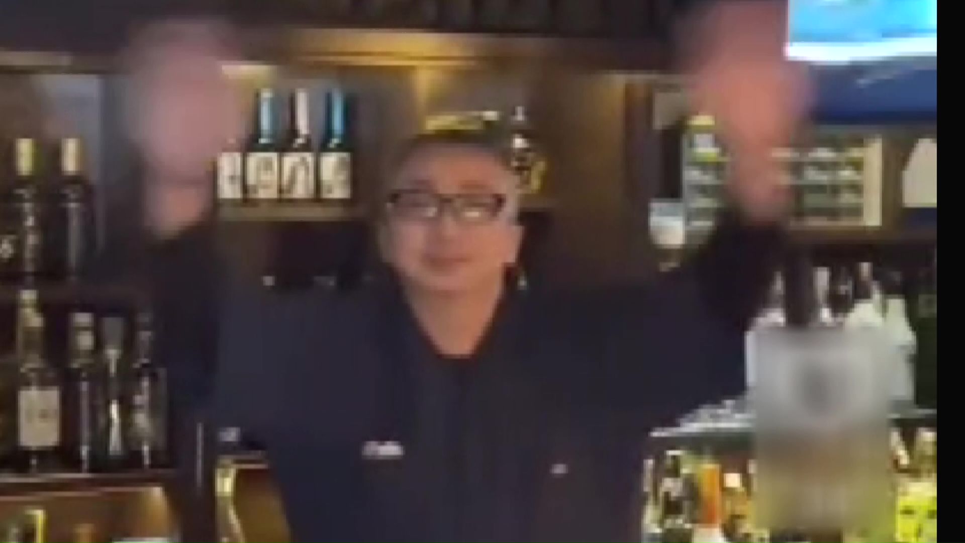 バー経営者の松倉俊彦容疑者(SNSより)