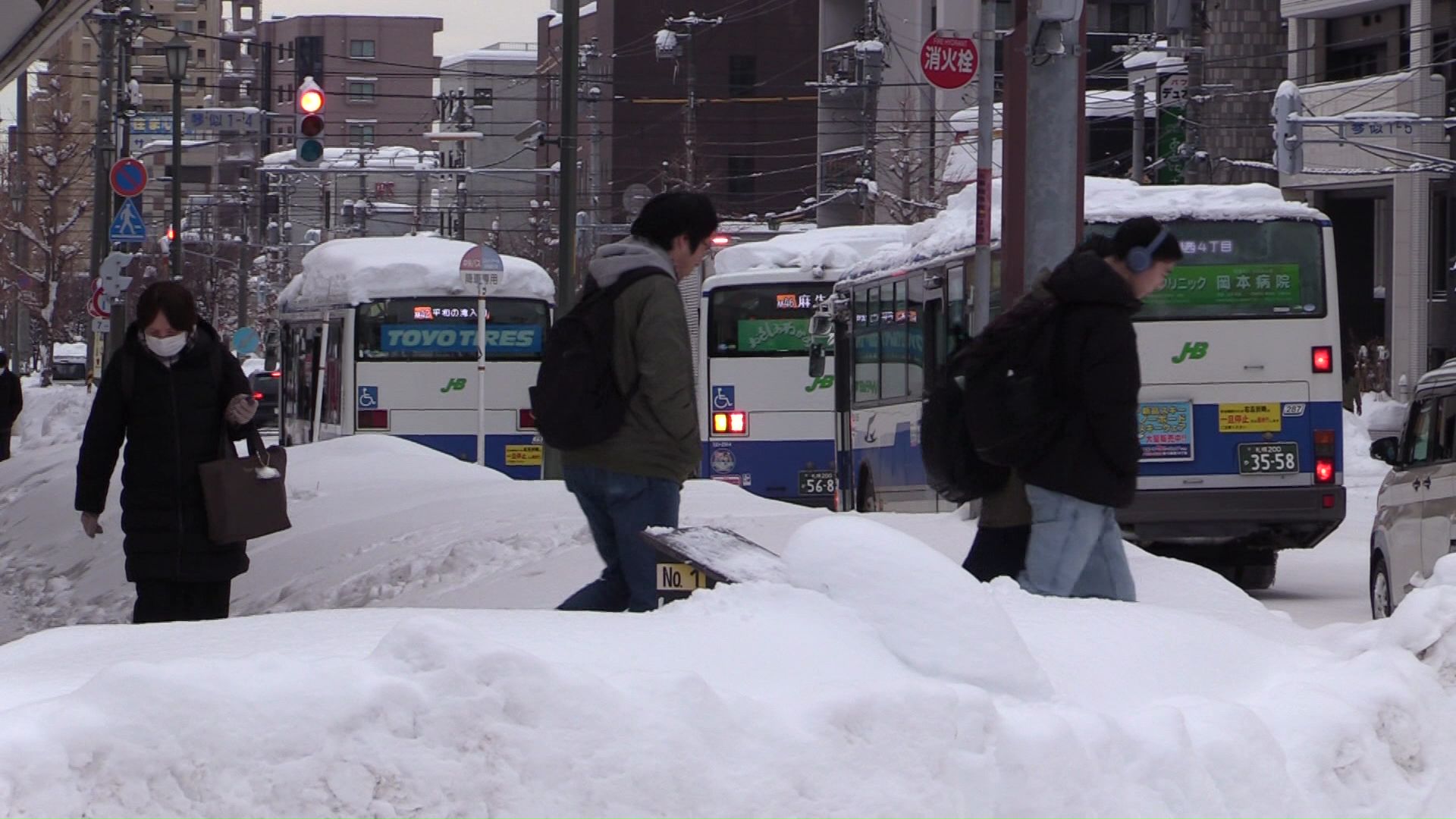 運行中のバス(資料)