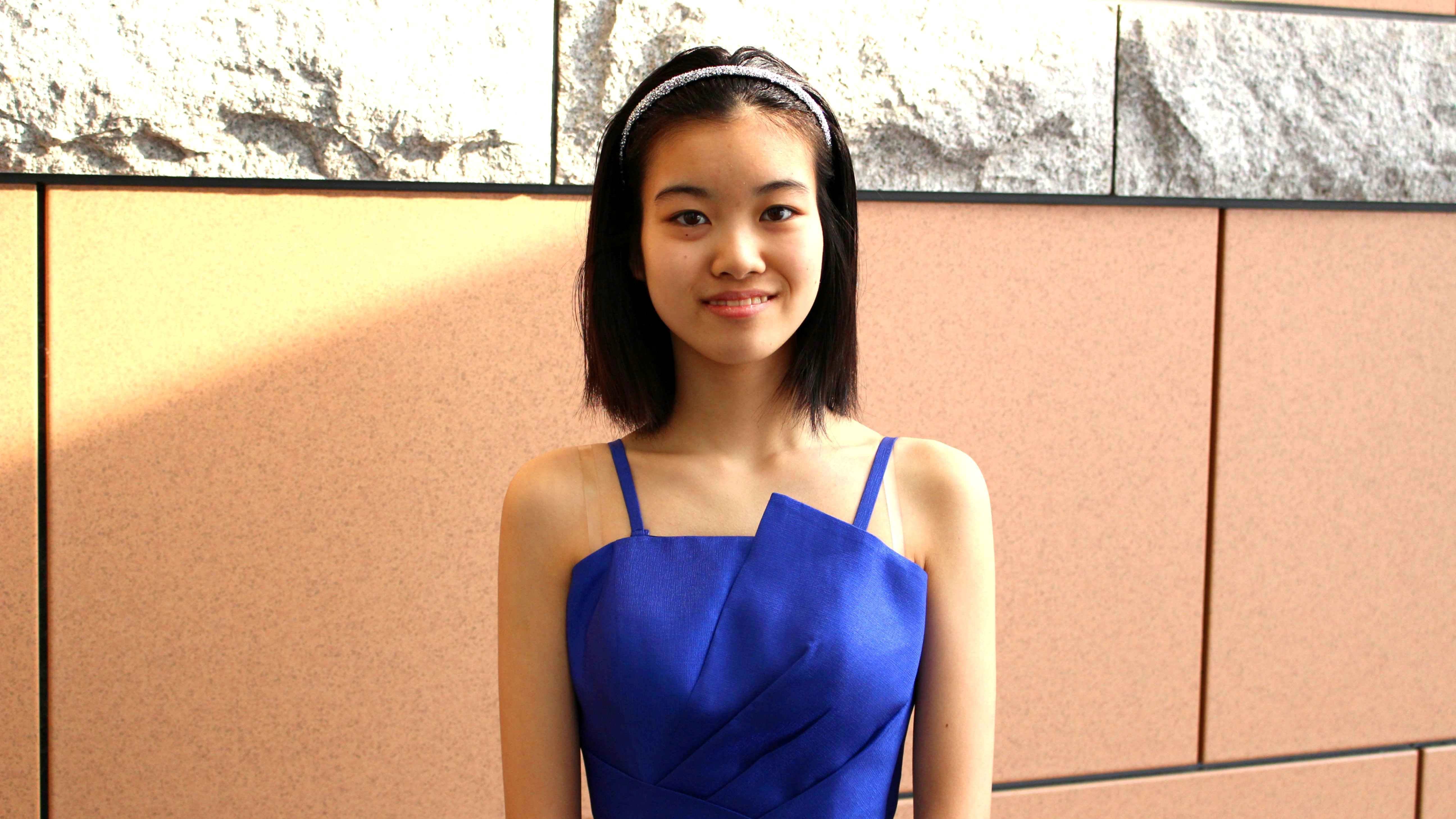 国際ピアノコンクールで1位に輝いた立命館慶祥中3年の麻生紗耶香さん