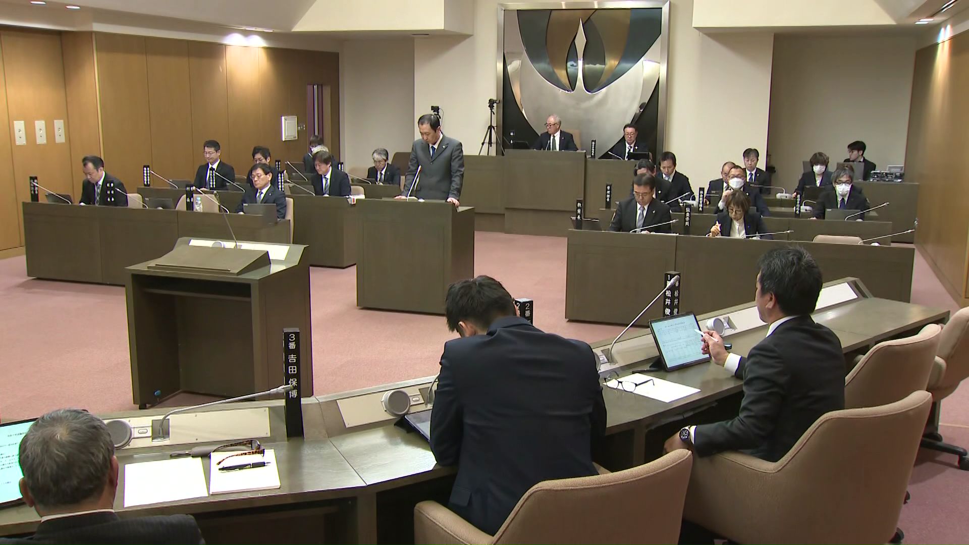 補正予算案が提出された鶴居村議会