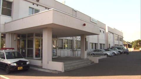 事故の原因を調べている北海道警伊達署