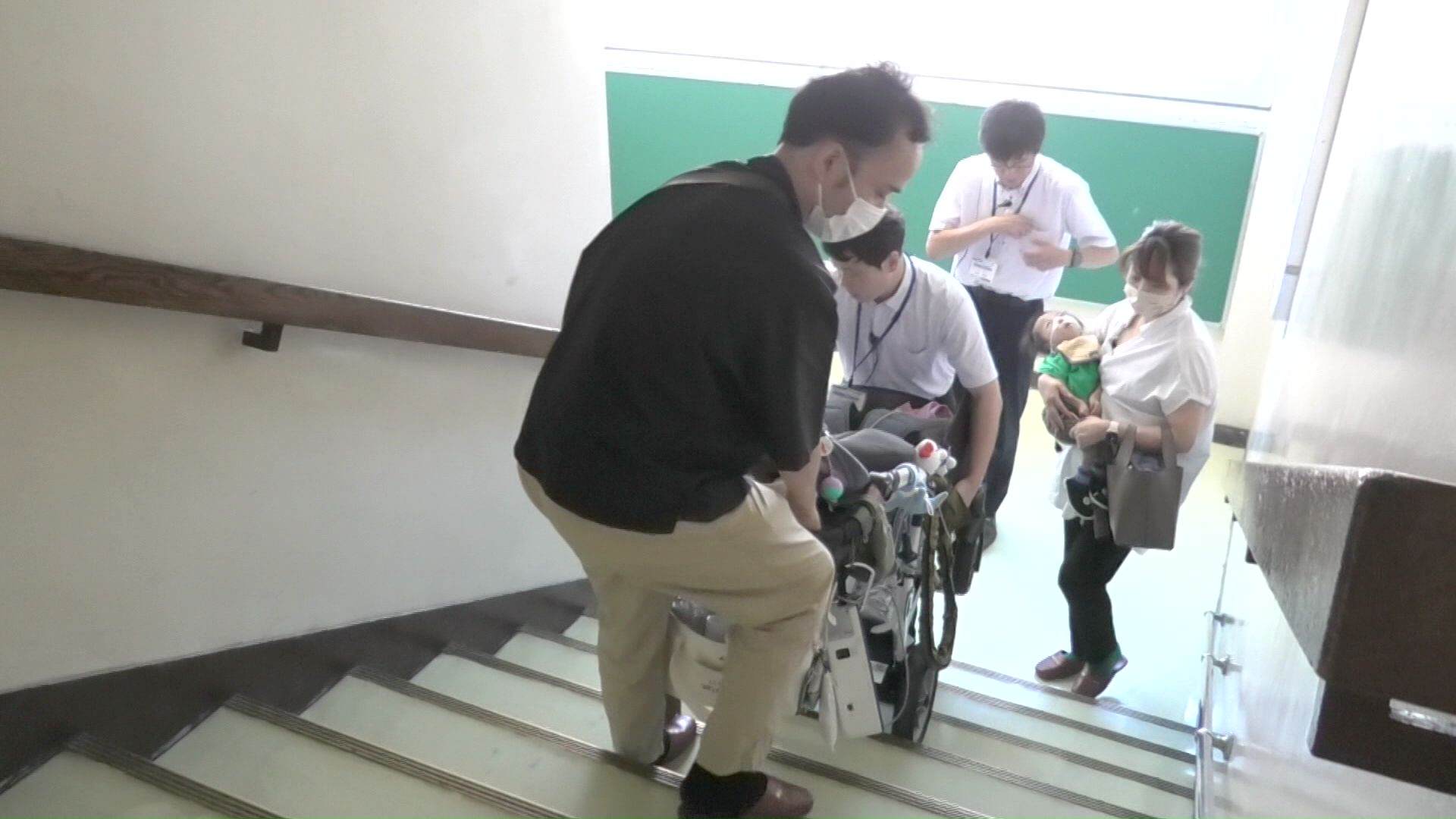 階段の移動が課題に