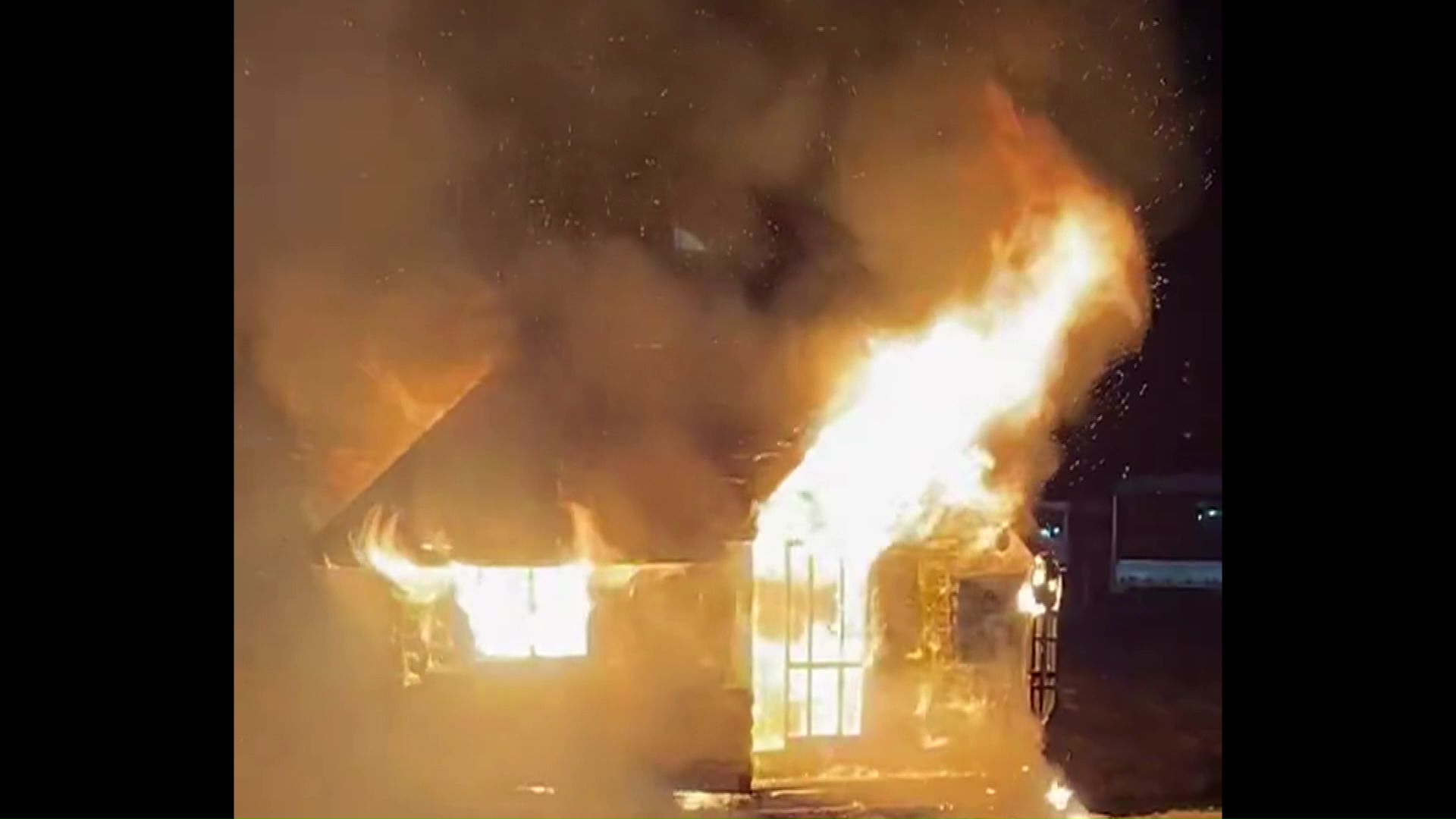 放火事件のあった現場（撮影視聴者）
