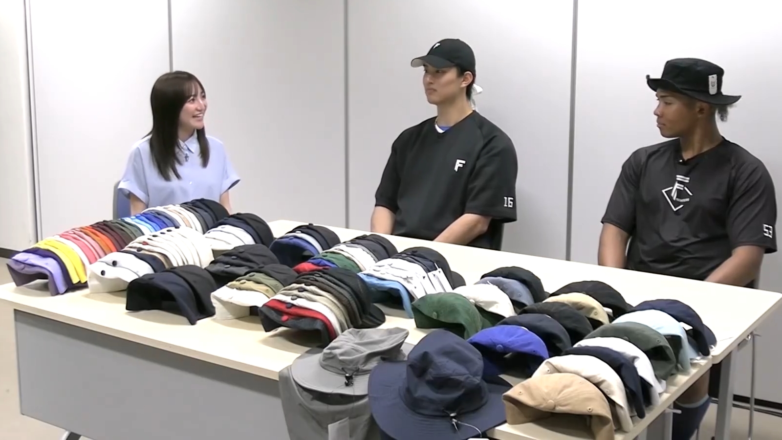 選手プロデュースキャップの打ち合わせ現場